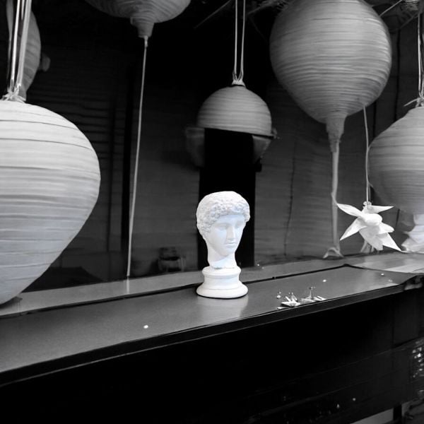 Küçük Kafa Heykel Dekoratif Obje Beyaz